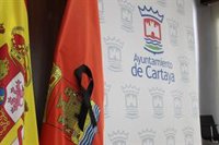 Cartaya (Huelva) decreta luto oficial tras la muerte violenta de una mujer, por la que se busca a una expareja
