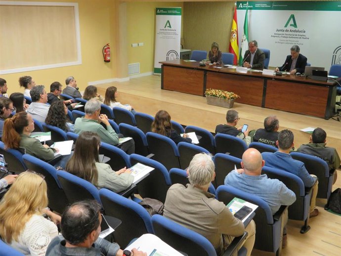 Jornada en el Centro de Prevención de Riesgos Laborales de Huelva sobre los agentes carcinógenos en el trabajo.
