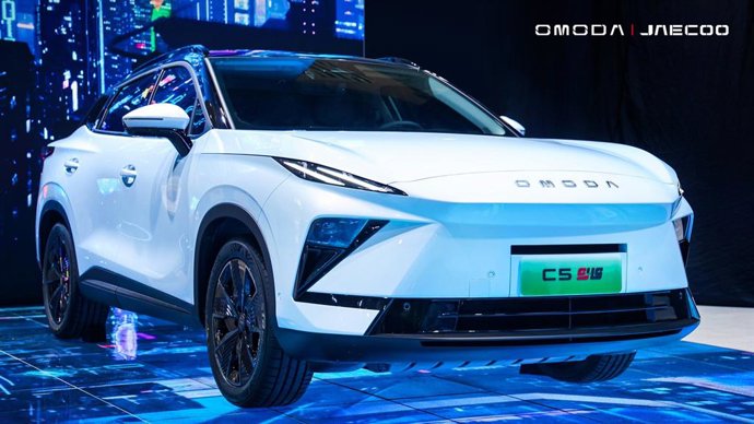 Omoda & Jaecoo presenta tres nuevos modelos electrificados en el Salón del Automóvil de Shanghái.