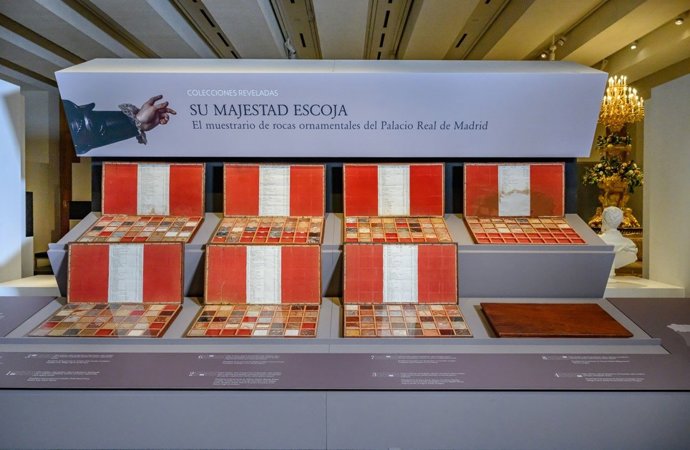 Incluye 301 piezas de canteras que sirvieron de catálogo para escoger las rocas ornamentales con las que revestir salas del Palacio Real de Madrid y otros Reales Sitios.