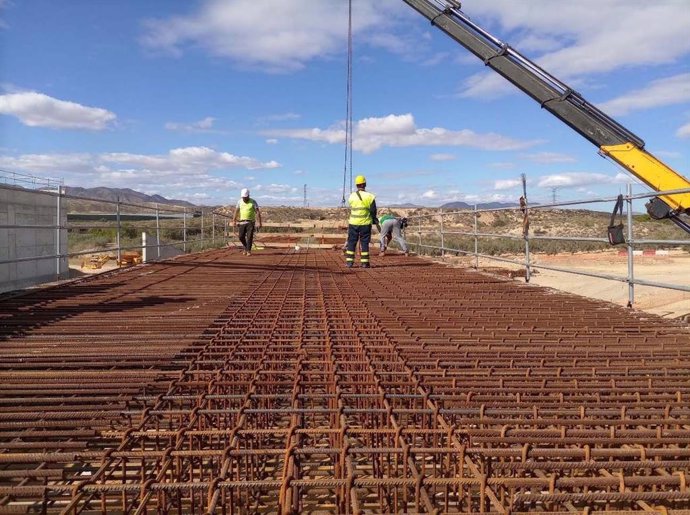 Archivo - Obras del AVE entre Almería y Murcia.