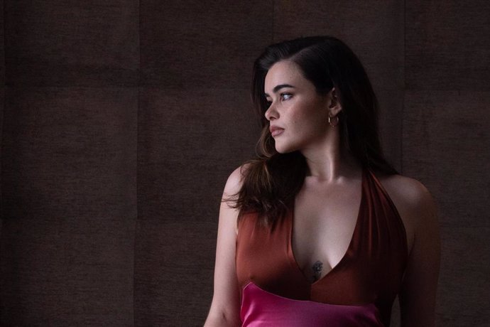 La actriz Barbie Ferreira tras la entrevista