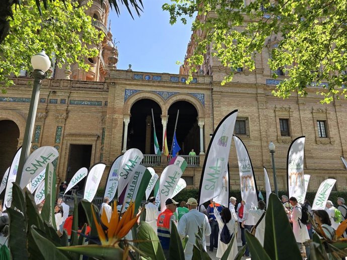 El Sindicato Médico Andaluz ha vuelto a protestar por la reforma del Estatuto Marco y prevé otra el 23 de mayo.