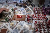 61.000 personas han visitado ya la capilla ardiente del Papa Francisco en la Basílica de San Pedro
