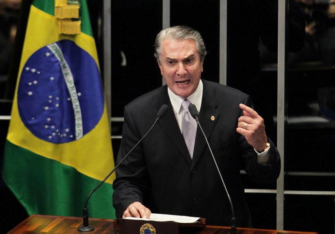 Archivo - April 28, 2014 - BrasilĂ�ÂA, Brasil - BSB - BrasĂ�Âlia - Brasil - 28/04/2014 - PA - SessĂ�ÂŁo NĂ�ÂŁo Deliberativa do Senado Federal, O Senador Fernando Collor de Mello [PTB-AL] durante discurso na tribuna do Senado nesta segunda-feira (28) p