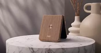 El nuevo plegable Motorola razr 60 ultra llega con cámara triple de 50MP y funciones mejoradas de moto ai