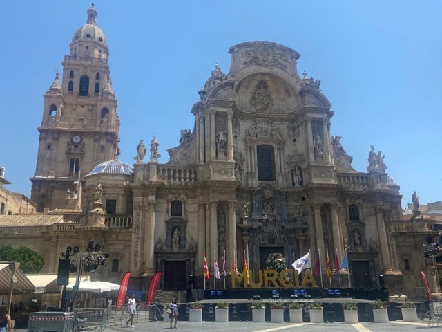 Catedral y Ayuntamiento de Murcia