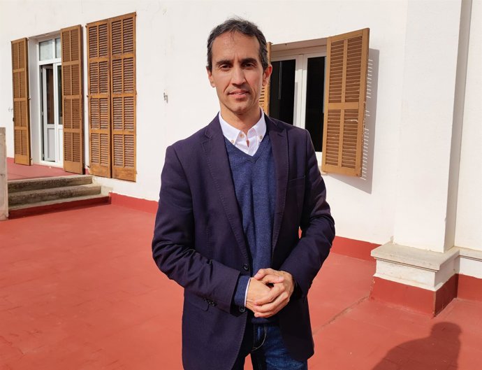 Archivo - El conseller insular de Bienestar Social y presidente del Instituto Mallorquín de Asuntos Sociales (IMAS), Guillermo Sánchez.