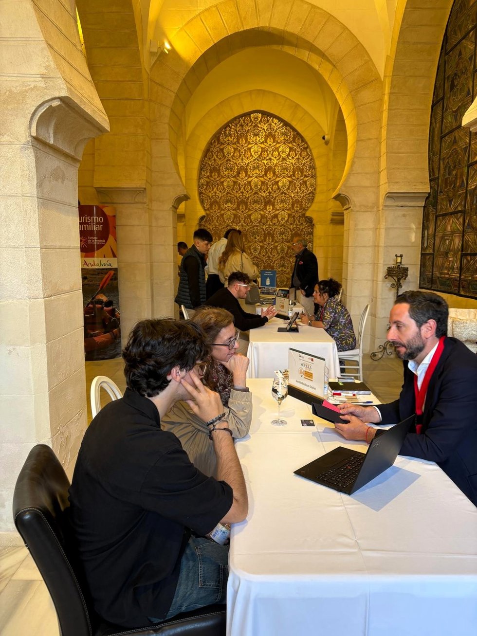 Delegación sevillana en El Puerto de Santa María para promocionar la oferta turística de la provincia