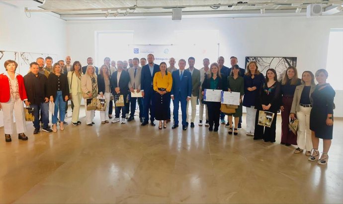 Entrega del distintivo de Compromiso de Calidad Turística, integrado en el Destino Murcia SICTED (Sistema Integral de Calidad Turística Española en Destinos).