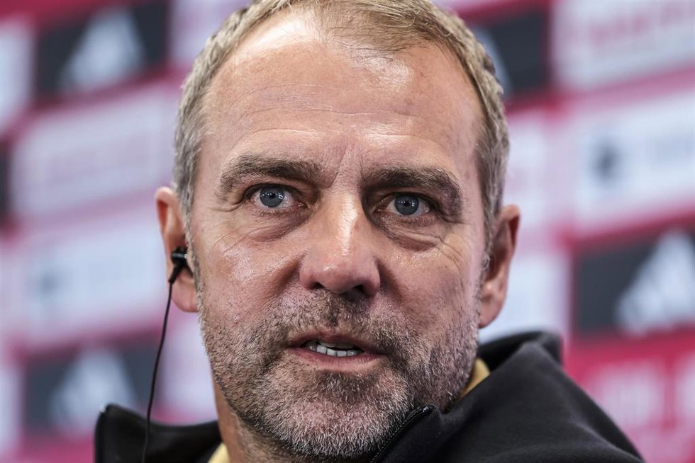 El entrenador del FC Barcelona, Hansi Flick, en rueda de prensa en la Copa del Rey