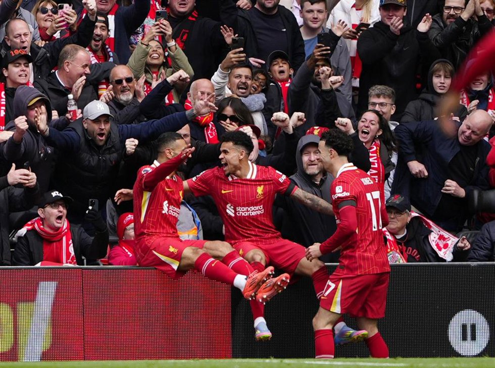 Luis Díaz celebra un gol en el Liverpool-West Ham
