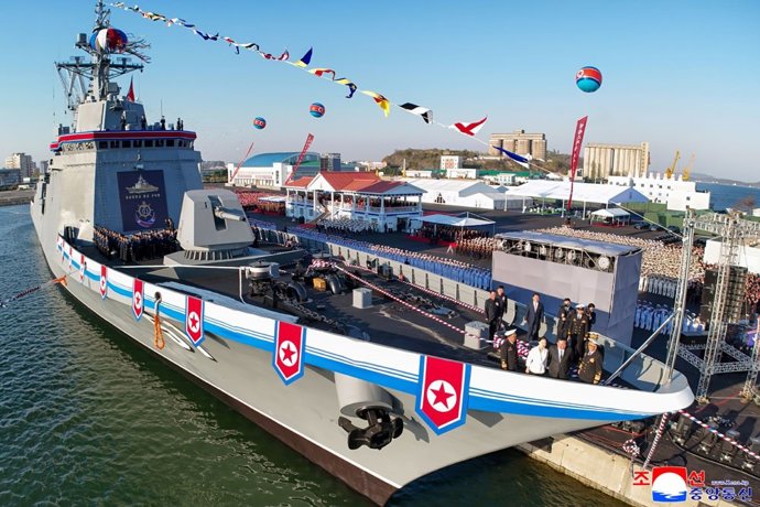 Inauguración del destructor norcoreano 'Choe Hyon'