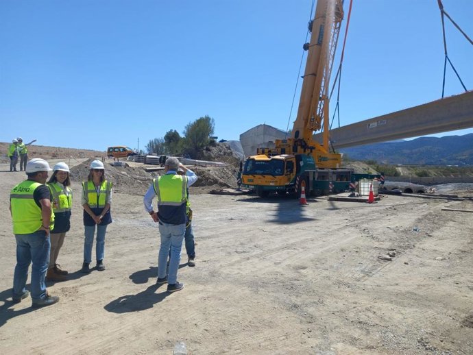 Imagen de las obras de reconstrucción de un tramo de la A-334 entre Serón y Armuña de Almanzora (Almería).