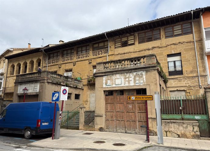 Calle Siervas de Jesús, de Haro, esta mañana.