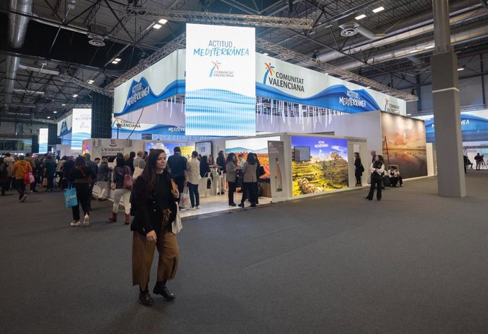 Archivo - Ambiente en el estand de la Comunidad Valenciana durante la segunda jornada de la 44ª edición de la Feria Internacional del Turismo, Fitur 2024, en IFEMA Madrid, a 25 de enero de 2024, en Madrid, (España). 