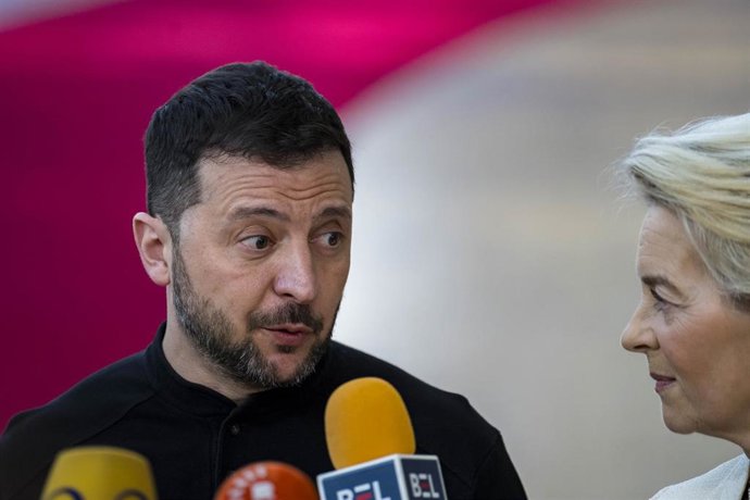 Archivo - Voldimir Zelenski y Ursula von der Leyen 