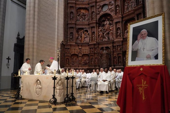 Misa Exequial por el Papa Fracisco celebrada este sábado en la Catedral de Teruel.