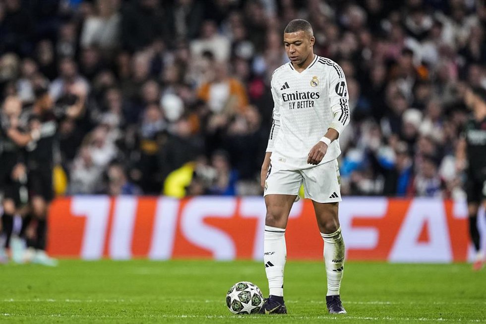 El delantero Kylian Mbappé, durante un partido de Champions del Real Madrid. 