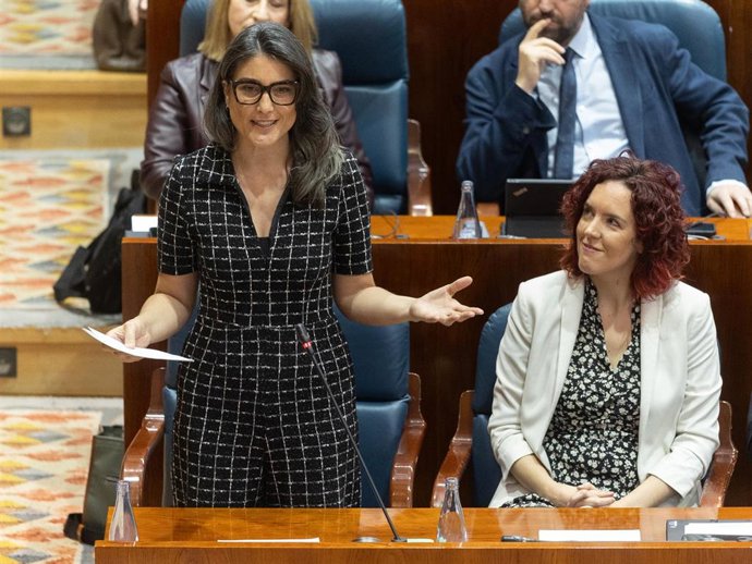 Archivo - La portavoz de Más Madrid en la Asamblea, Manuela Bergerot, interviene durante un pleno en la Asamblea de Madrid