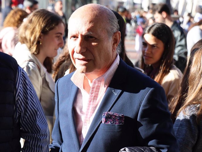 JOSÉ CARLOS BERNAL EN EL DEBUT DE TERELU CAMPOS COMO ACTRIZ