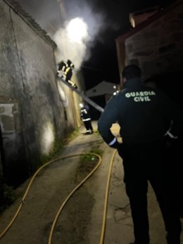 Incendio casa abandonada en Boiro