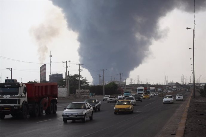 TEHRAN, April 26, 2025  -- Smoke rises after a massive explosion rocked Shahid Rajaee Port in Bandar Abbas of Hormozgan province, Iran, April 26, 2025. At least four people were killed and 516 others injured on Saturday after a massive explosion rocked Sh