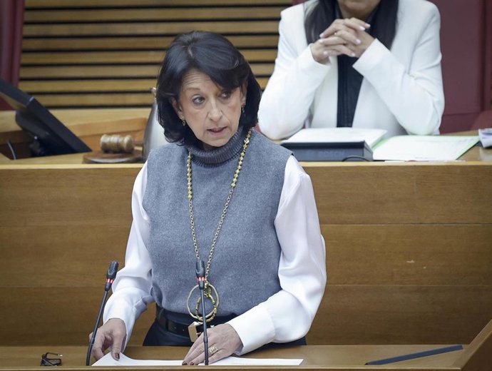 La portavoz de universidades del Grupo Parlamentario Popular (GPP), Lola Roch