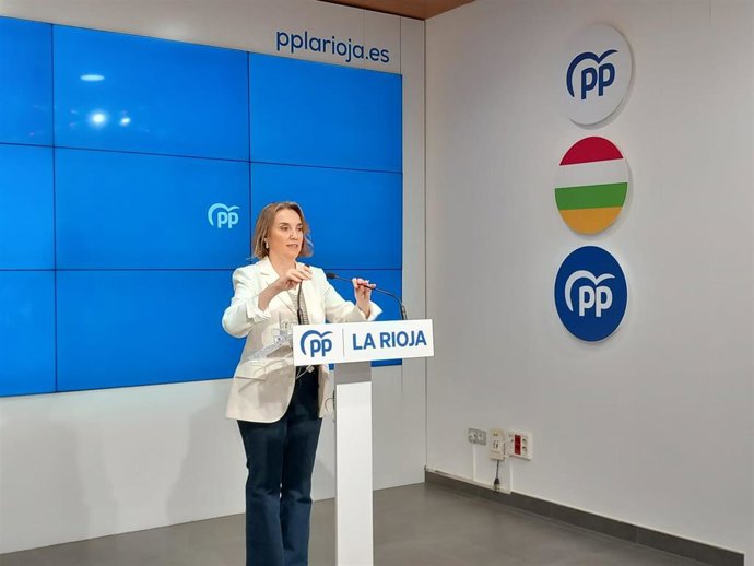 La secretaria general del PP, Cuca Gamarra, en Logroño