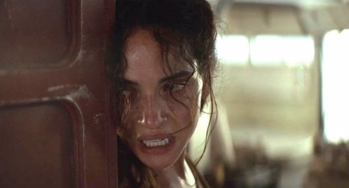 Adria Arjona y Tony Gilroy defienden la escena más oscura y polémica de Andor... Y quizá de Star Wars