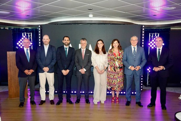 Imagen de la inauguración oficial de Alma Cruceros, que ha tenido lugar en el Puerto de Málaga.