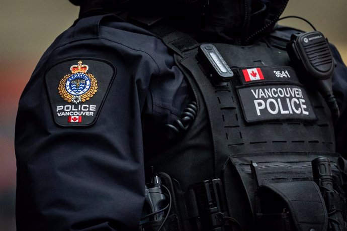 December 4, 2024, Vancouver, Bc, CANADA: A Vancouver Police officer is pictured in Vancouver, on Wednesday, December 4, 2024.