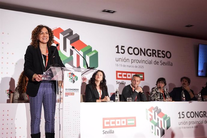 Archivo - La secretaria general de CCOO en Andalucía, Nuria López, durante la inauguración del XV Congreso de CCOO Sevilla en el Hotel Los Lebreros, a 18 de marzo de 2025 en Sevilla (Foto de archivo).