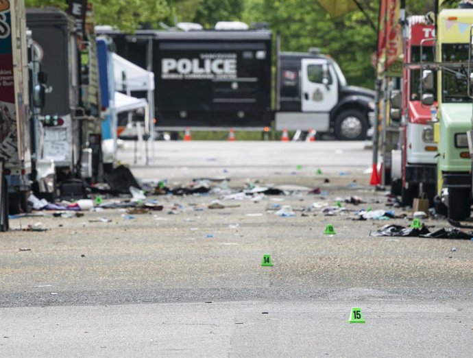 Polícia canadense após tiroteio em massa que deixou pelo menos onze mortos em festival de rua filipino em Vancouver