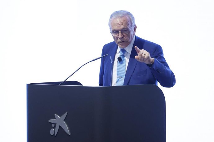 Archivo - El presidente de Fundación 'La Caixa', Isidro Fainé