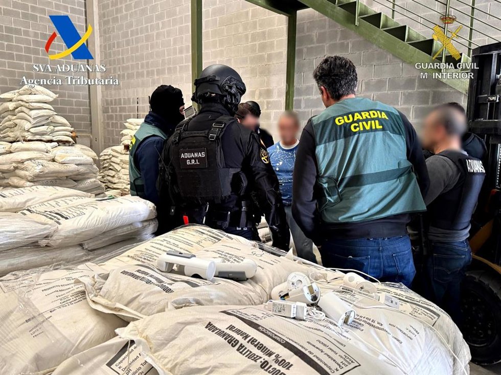 Intervienen en el puerto de Valncia un contenedor con 30 kilos de cocaína mezclada con polvo de zeolita