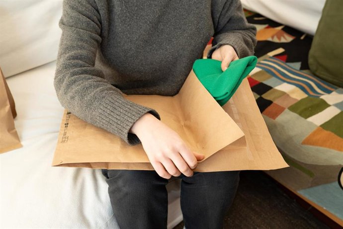 Archivo - Bolsa de papel