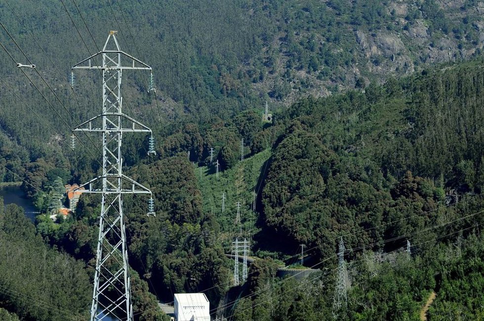 Archivo - Red eléctrica en España
