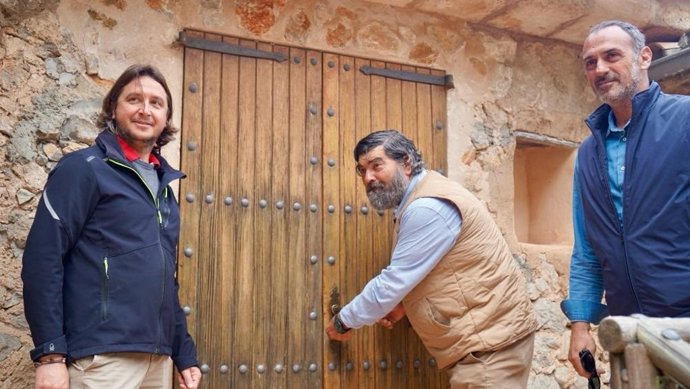 El conseller de Medio Ambiente, Medio Rural y Deportes del Consell de Mallorca, Pedro Bestard, este lunes en la inauguración del refugio de sa Coma d'en Vidal.