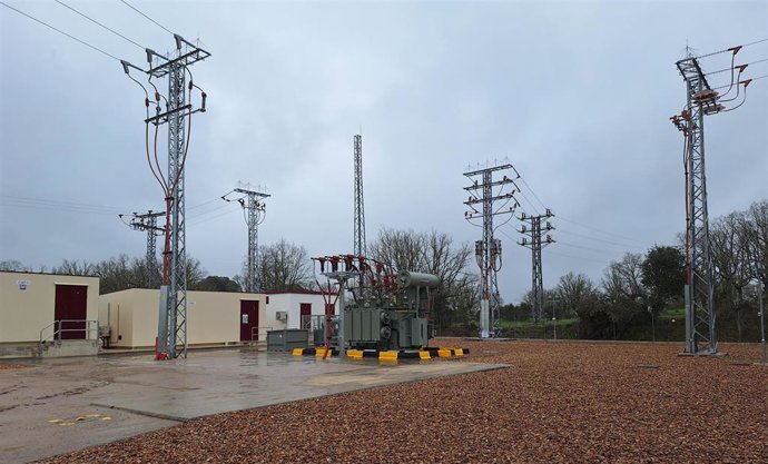 Nota Informativa / La Nueva Subestación Eléctrica Fuenteguinaldo Mejora La Fiabilidad Y Minimiza El Impacto Visual