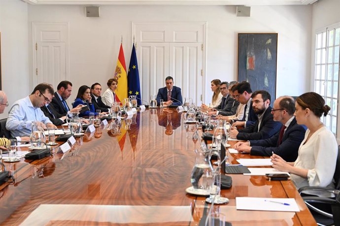 El presidente Pedro Sánchez, presidiendo la reunión del Consejo de Seguridad Nacional por el apagón