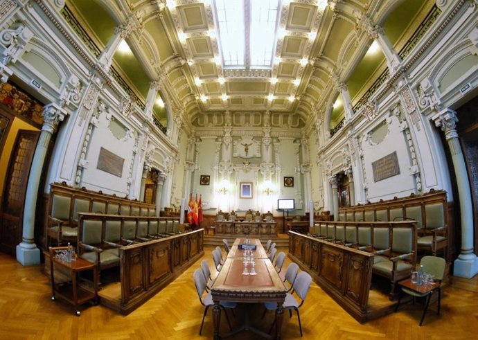 El Salón de Plenos.