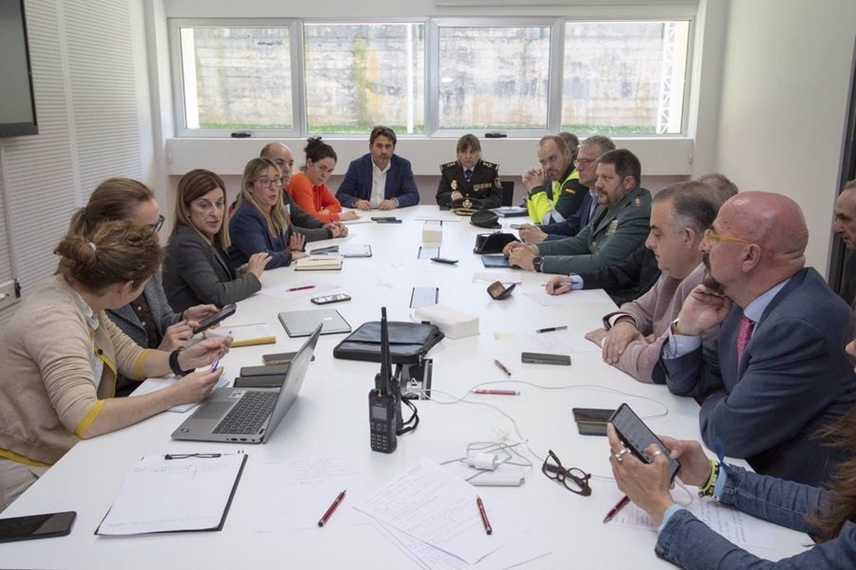 Cantabria mantiene el refuerzo de las emergencias esta noche pero descarta pedir al Gobierno activar el nivel 3