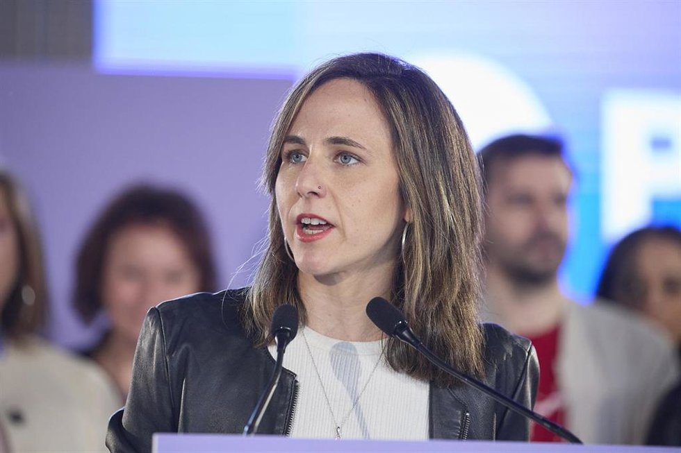 La secretaria general de Podemos y diputada, Ione Belarra, interviene durante la V Asamblea Ciudadana de Podemos, en el Pabellón de Convenciones de Casa de Campo, a 12 de abril de 2025, en Madrid (España). Podemos celebra la V Asamblea Ciudadana con el 