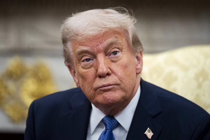 April 24, 2025, Washington, District Of Columbia, USA: United States President DONALD J TRUMP during a meeting with Prime Minister Store of the Kingdom of Norway, in the Oval Office of the White House. The meeting is expected to cover security policy and 