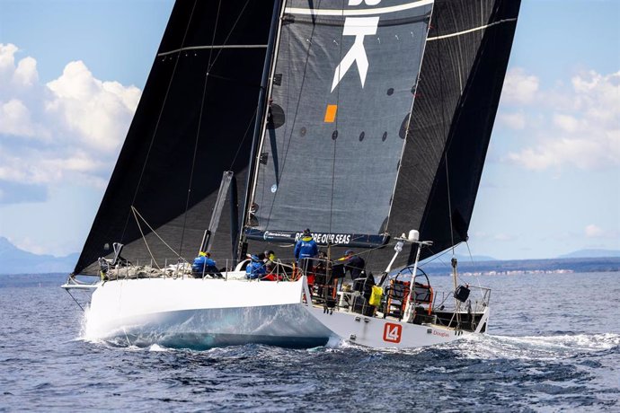 El 'Trifork', vencedor en IRC de La Larga de la PalmaVela 2025