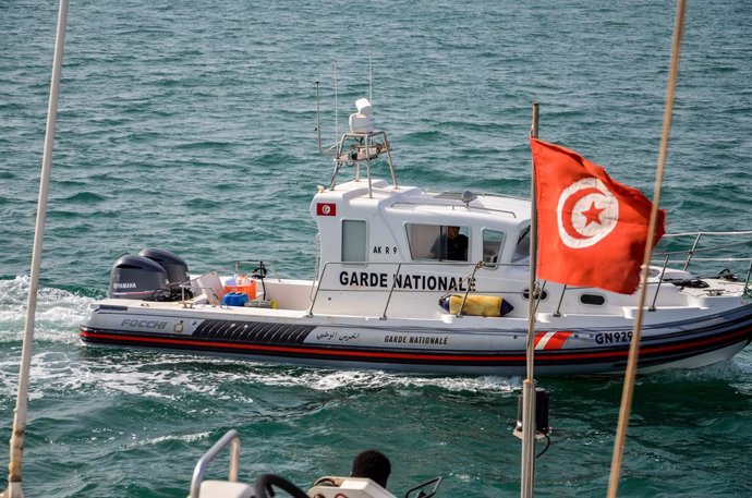 Archivo - June 9, 2023: Sfax, Tunisia. 09 June 2023. Sub-Saharan migrants trying to cross the Mediterranean and reach Italy are intercepted by the Tunisian National Guard off the coast of Sfax. The Sfax region with its 150 Km of coastline has recently bec