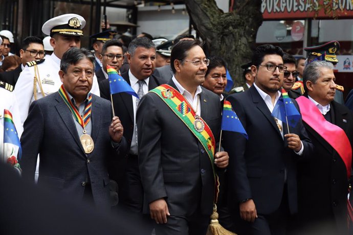 Archivo - March 23, 2025, La Paz, La Paz, Bolivia: Luis Arce (C), President of Bolivia, during the celebration of the Day of the Sea in honor of Eduardo Avaroa, who died in the War of the Pacific, where Bolivia lost access to the Pacific Ocean.