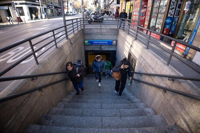 Archivo - Estación de Metro de Nueva Numancia