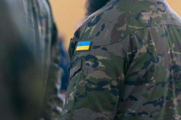 Ucrania eleva a más de 950.000 las bajas sufridas por el Ejército de Rusia desde el inicio de la invasión Archivo - Soldados del ejército ucraniano durante la visita de la ministra de Defensa, Margarita Robles, a la Academia de Infantería de Toledo, a 3 de enero de 2025, en Toledo, Castilla-La Mancha (España)